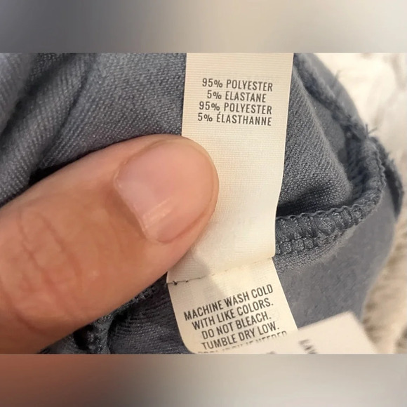 Offline by aerie cropped velour hooded top xs - Picture 2 of 9